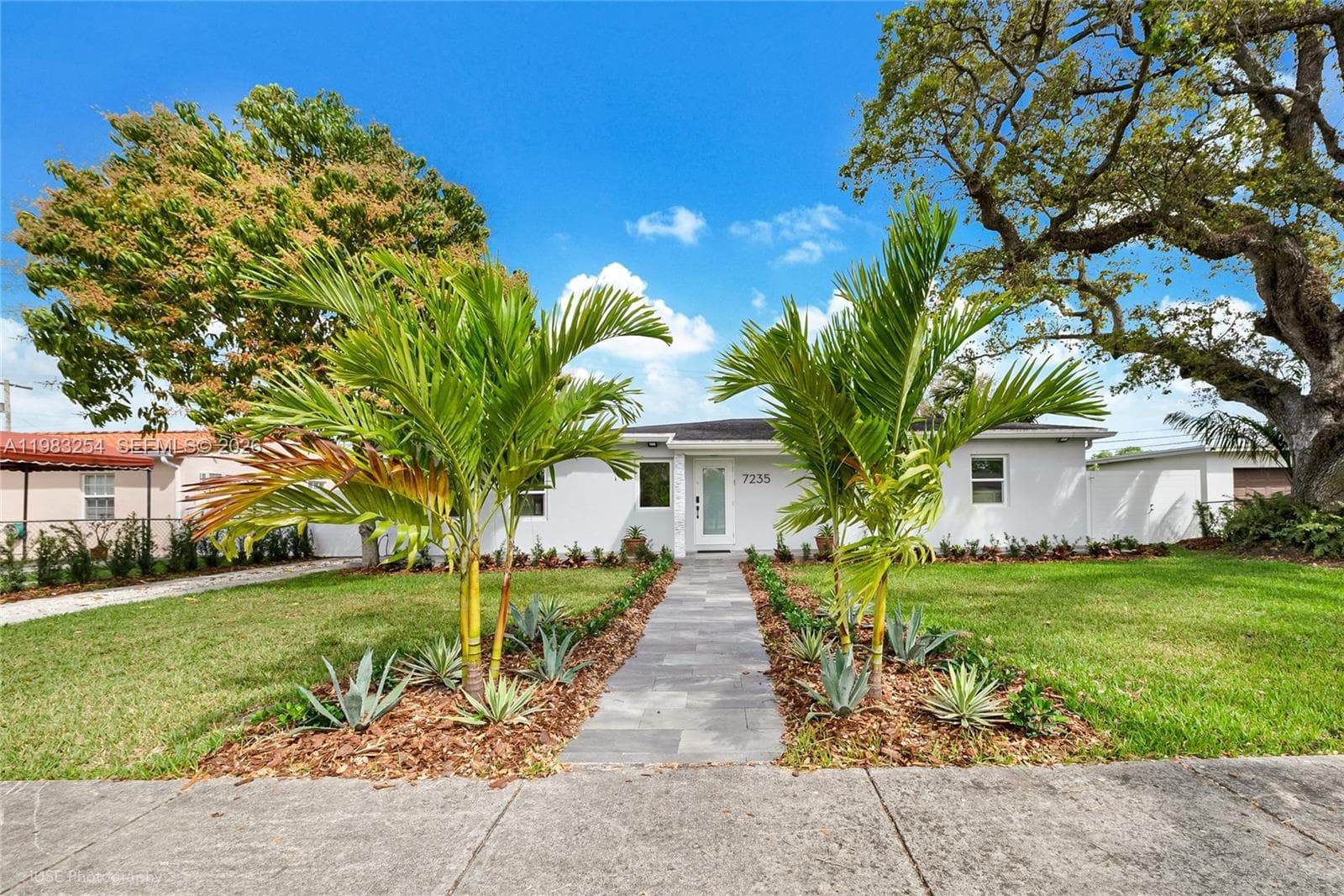 7235 SW 39th St, Miami FL 33155 photo 3