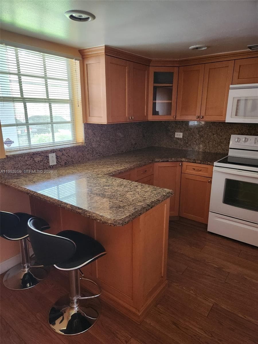 7556 Stirling Rd # 123, Davie FL 33024 photo 4