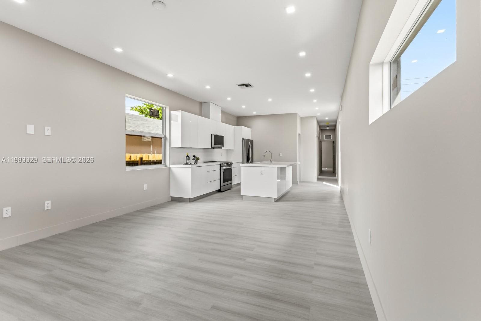 1028 NW 8th Ave, Fort Lauderdale FL 33311 photo 5