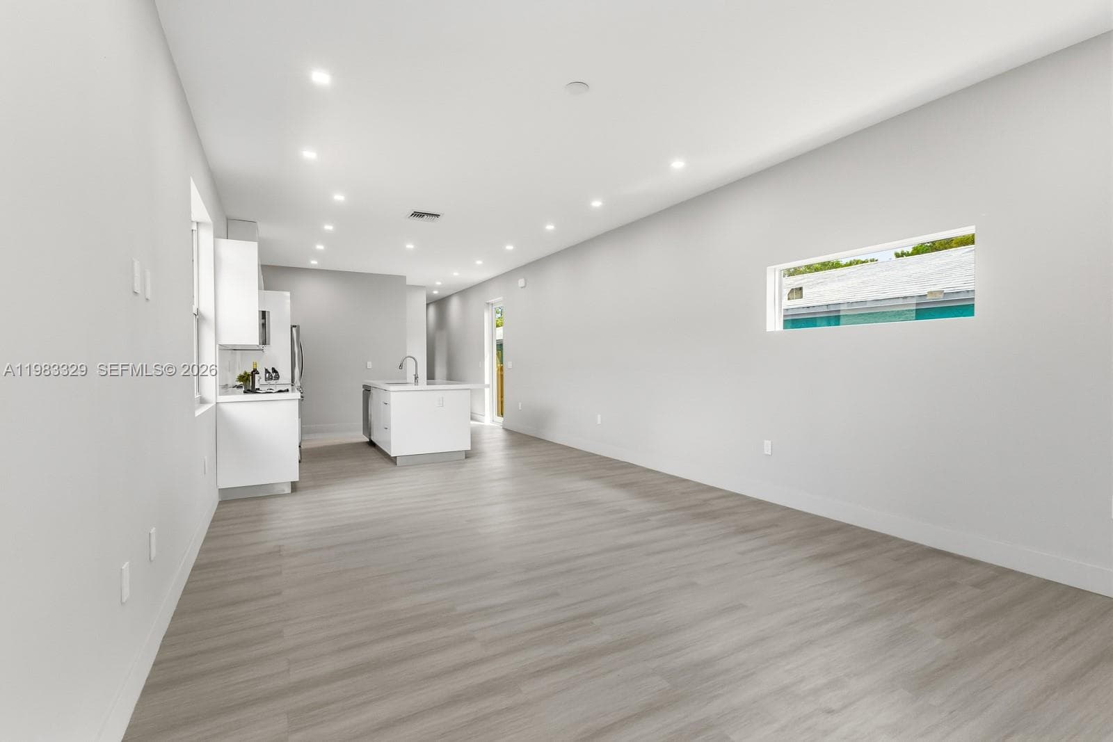 1028 NW 8th Ave, Fort Lauderdale FL 33311 photo 4
