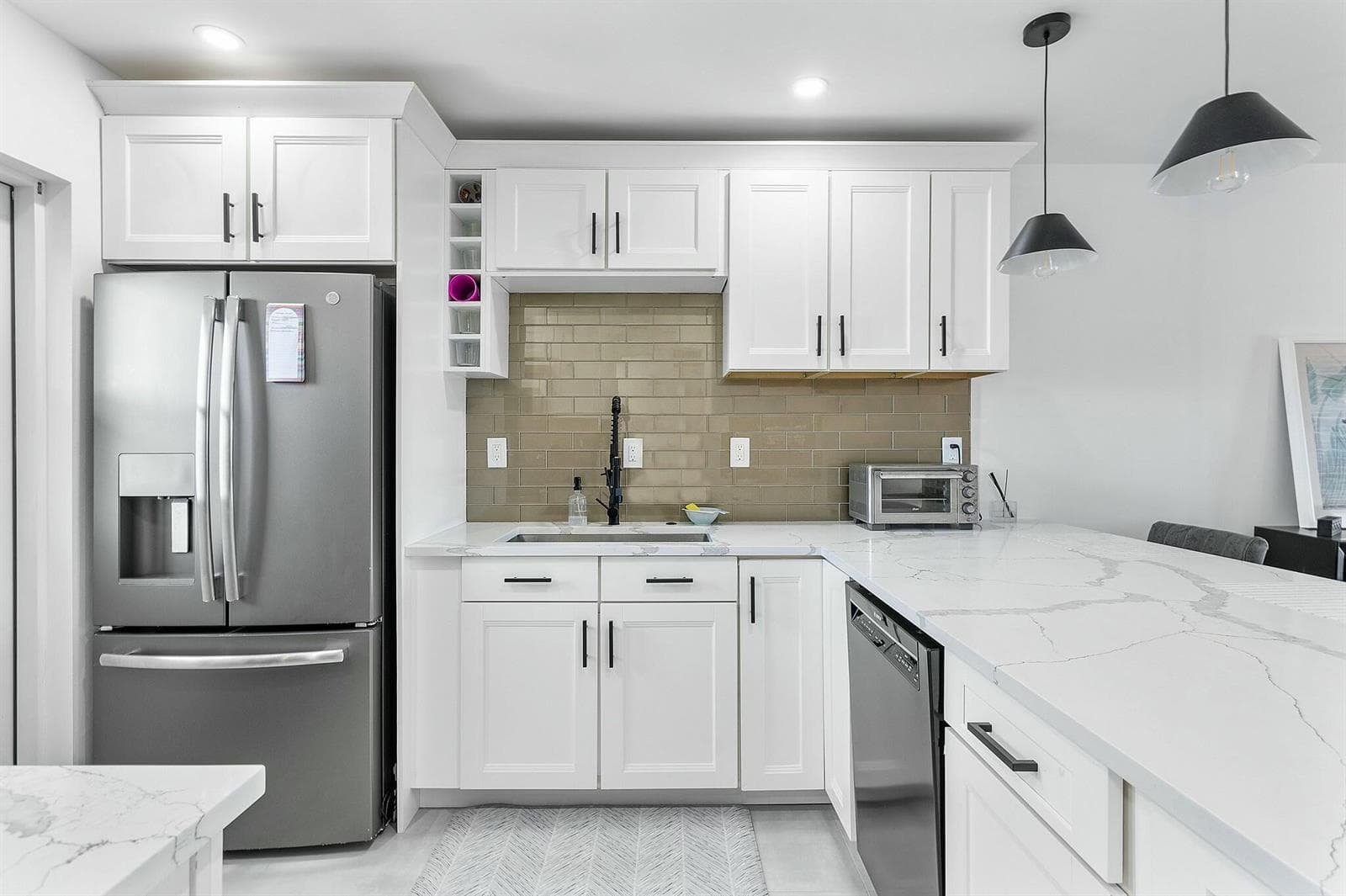 330 N Federal Highway, Deerfield Beach FL 33441 photo 2