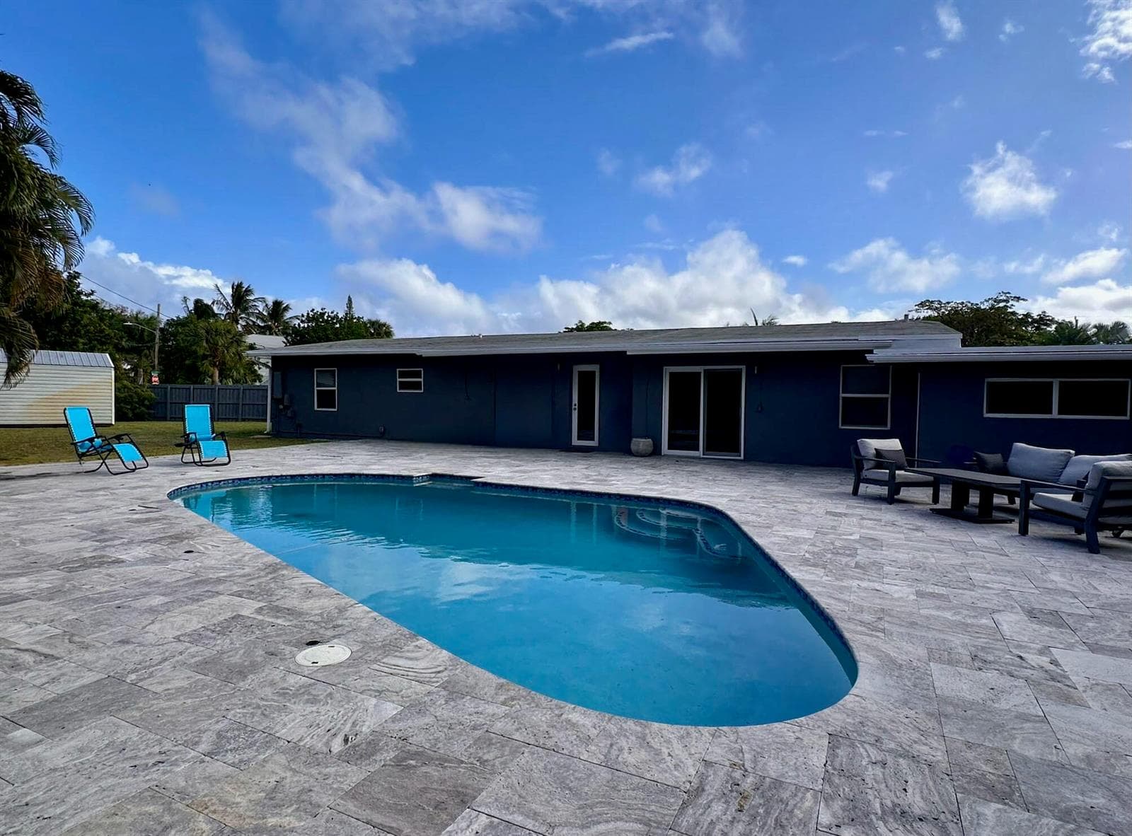 525 NE 27th Street, Wilton Manors FL 33334 photo 2