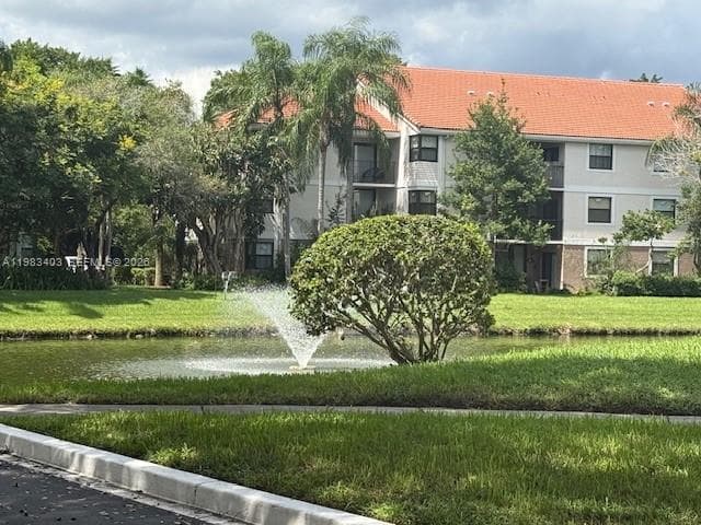 10161 W SUNRISE # 104, Plantation FL 33322