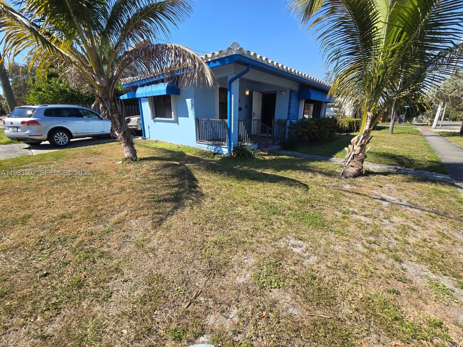 704 SW 2nd Ave, Dania Beach FL 33004 photo 3