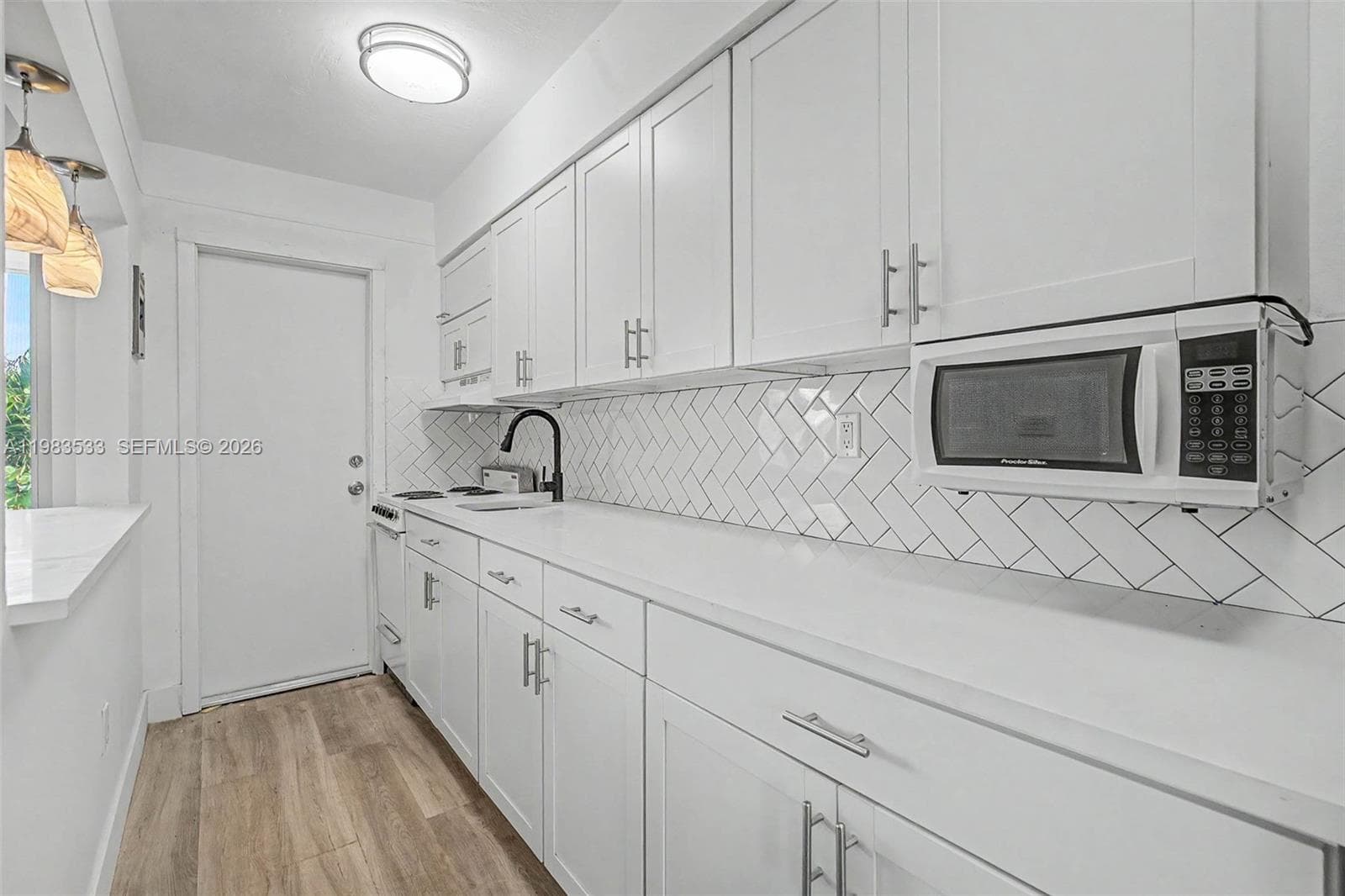 60 NW 79th St # 10, Miami, FL 33150 photo 5