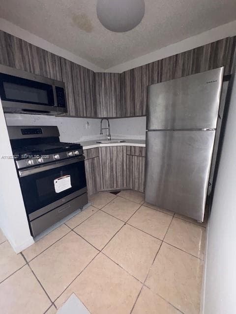 70 NE 202nd Ter # T12, Miami Gardens FL 33179 photo 4