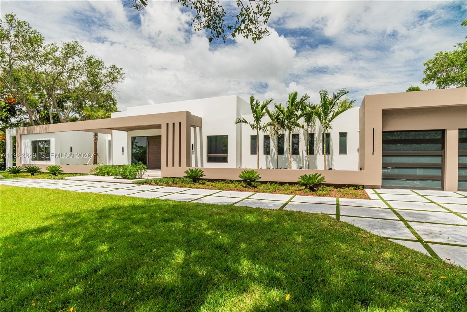 11720 SW 77th Ave, Pinecrest FL 33156 photo 2