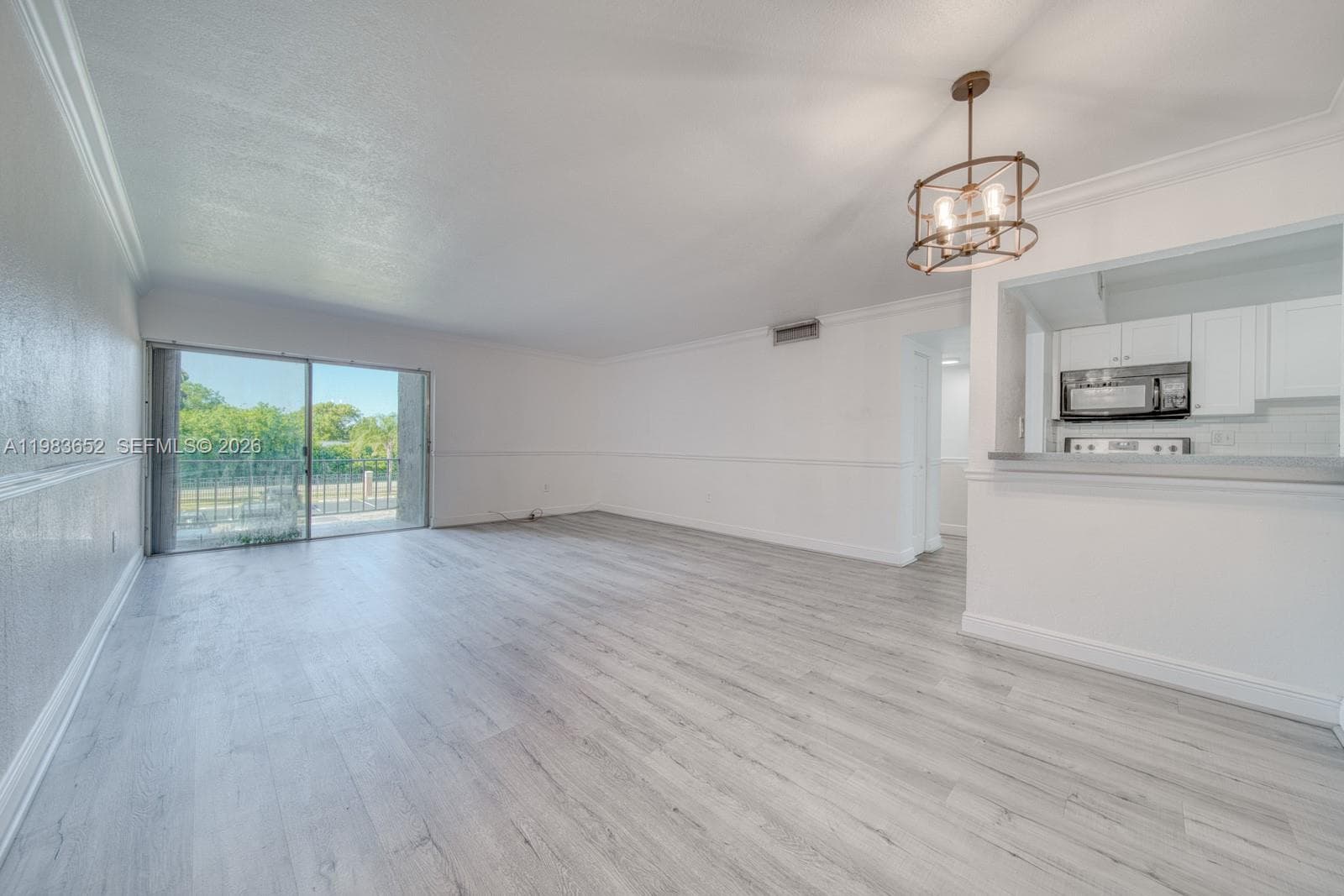 9459 SW 76th St # R5, Miami FL 33173 photo 5