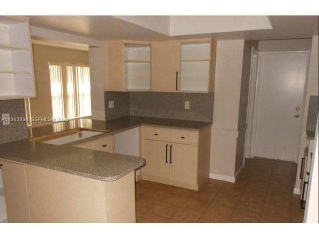 7540 Margate Blvd, Margate FL 33063 photo 5