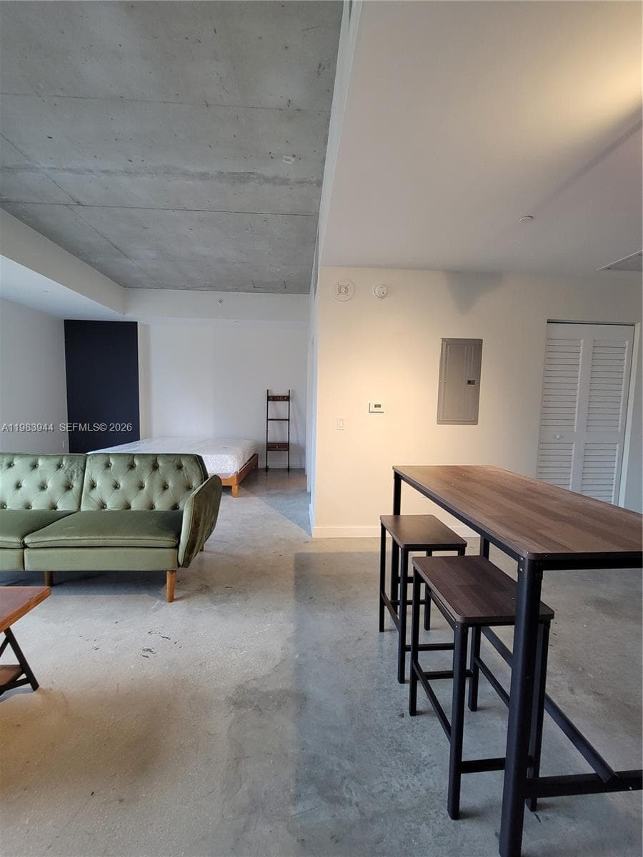 151 SE 1st St # 1507, Miami FL 33131 photo 2