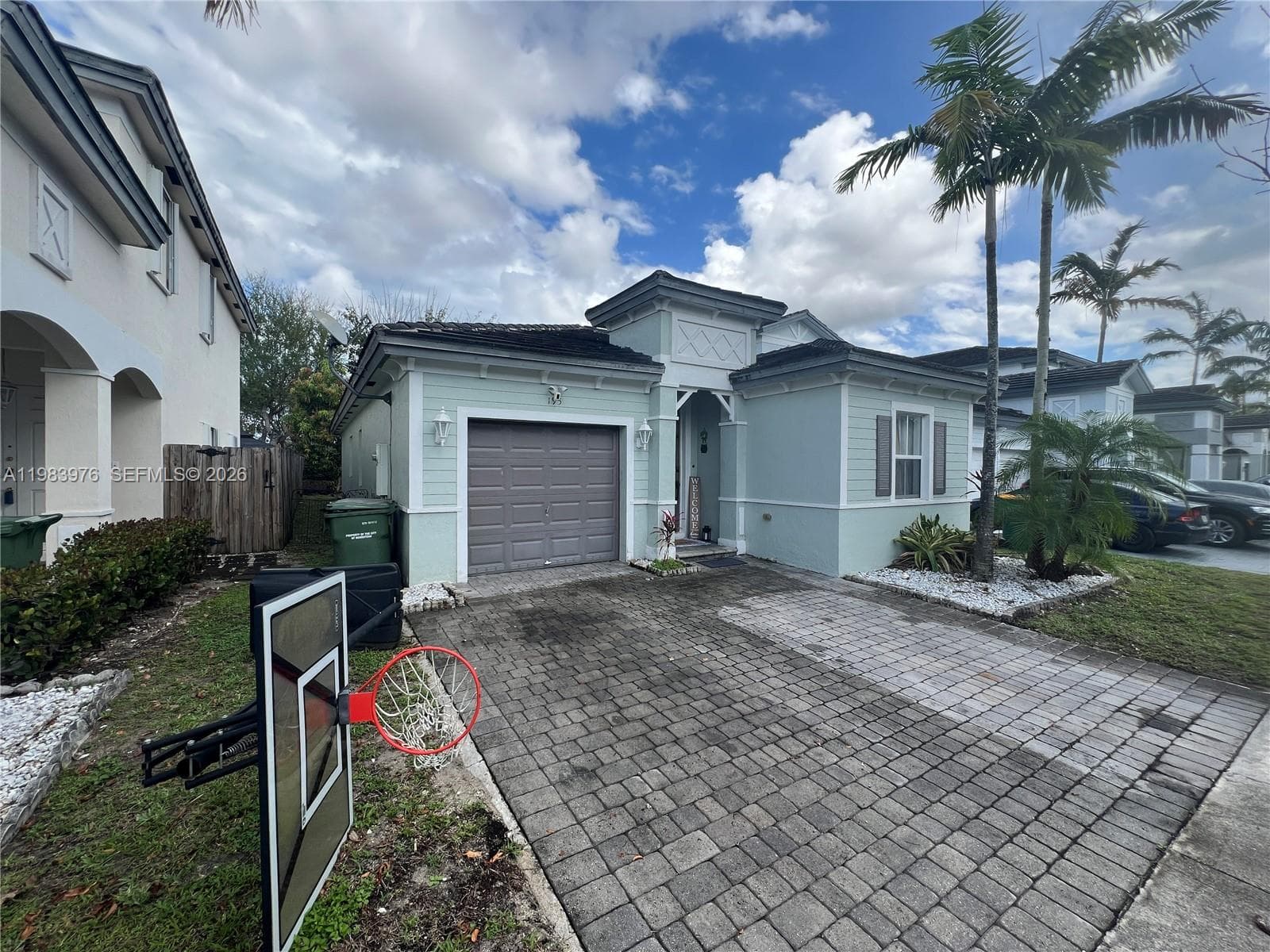 195 NE 36th Ter, Homestead FL 33033 photo 3