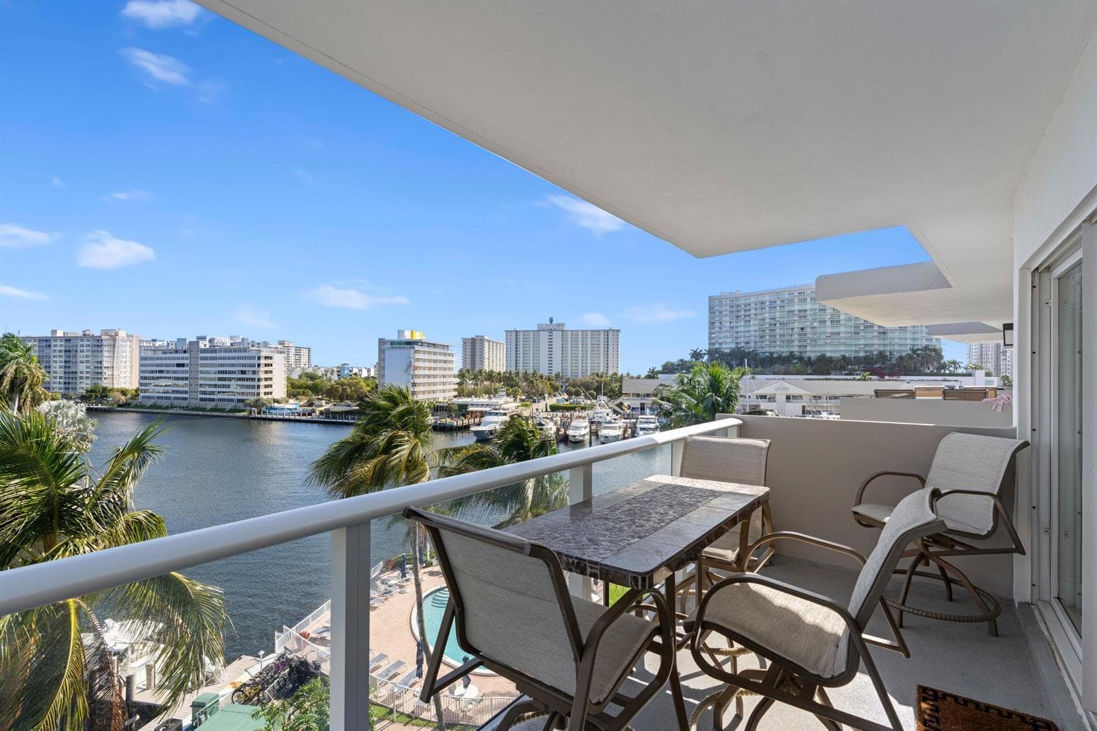 140 NE 28th # 604, Pompano Beach, FL 33062 photo 3