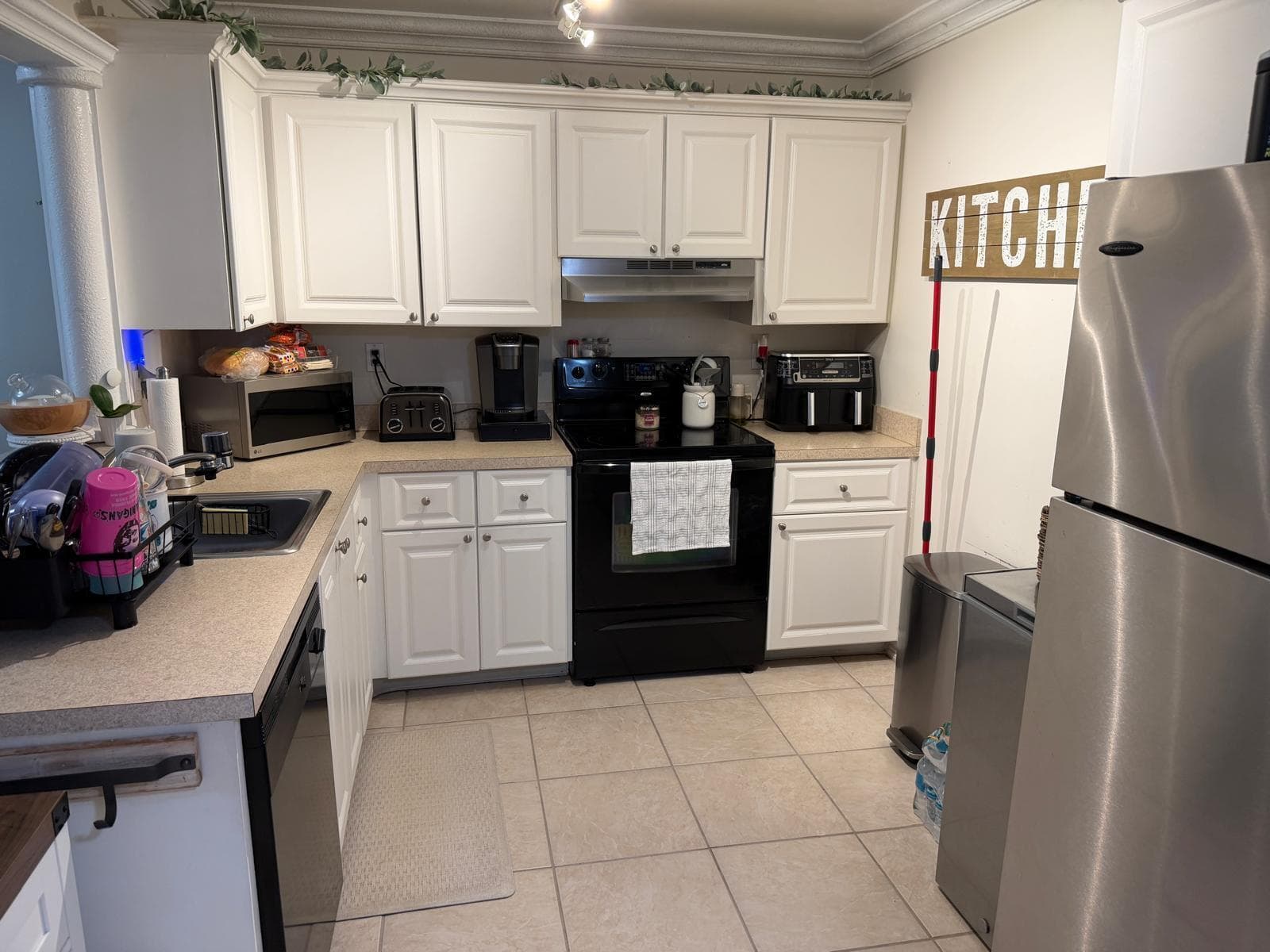 711 N Pine Island Road # 104, Plantation FL 33324 photo 2