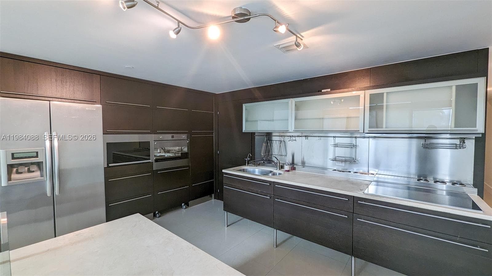 6000 Collins Ave # 111, Miami Beach FL 33140 photo 2
