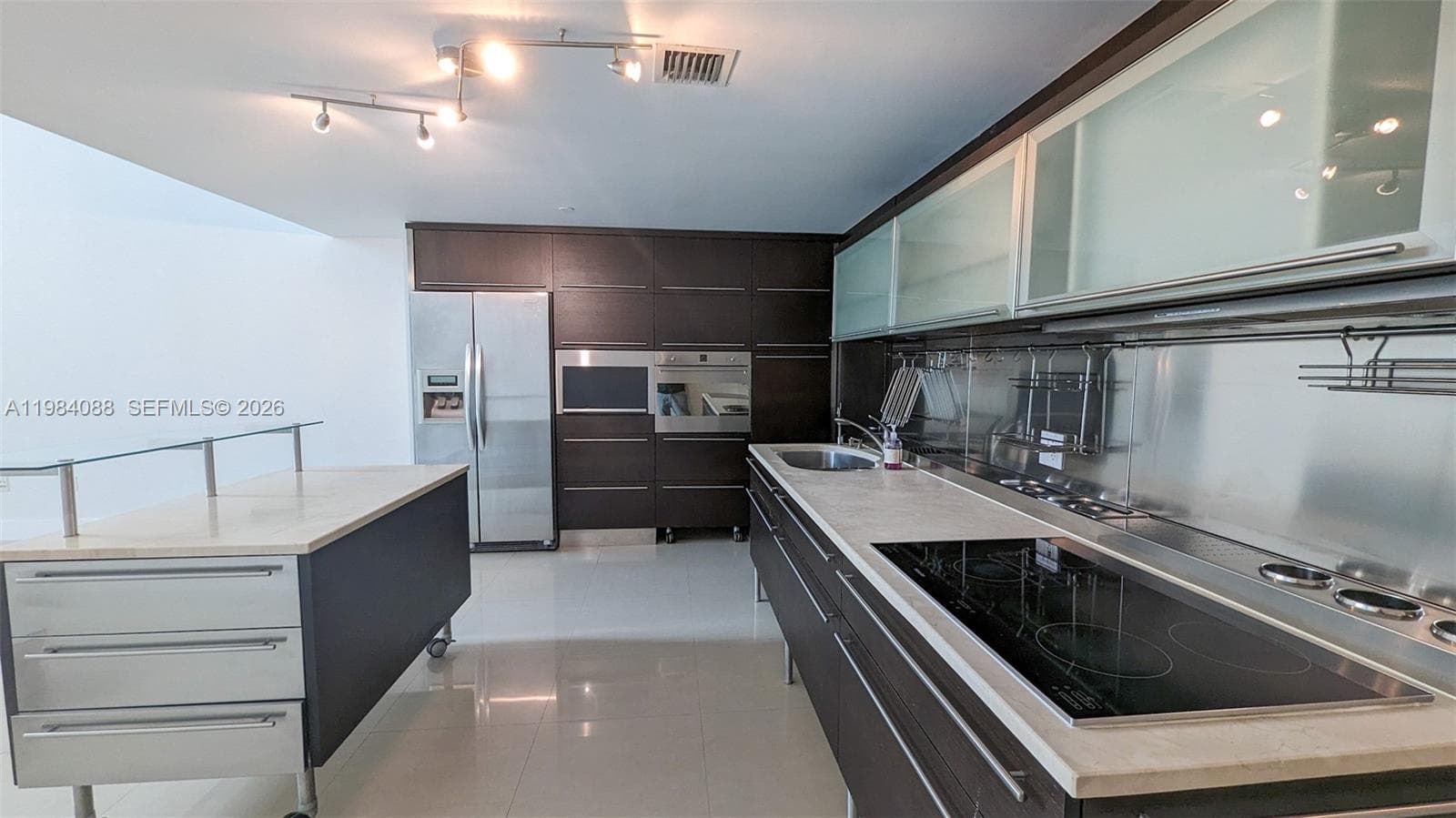 6000 Collins Ave # 111, Miami Beach FL 33140 photo 3