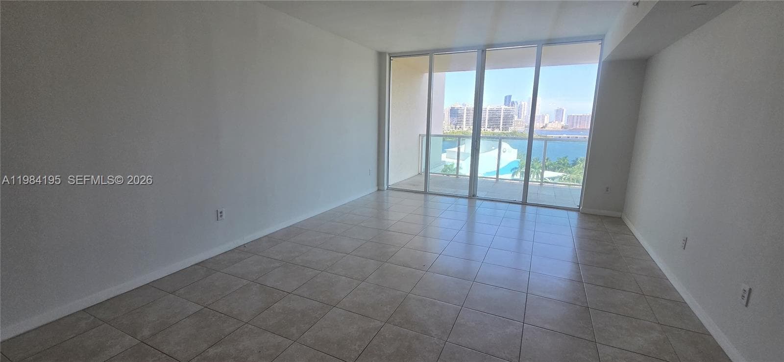 3330 NE 190th St # 1018, Aventura FL 33180 photo 5
