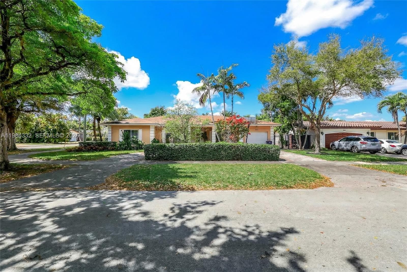 1800 Miami Springs Ave, Miami Springs FL 33166 photo 2