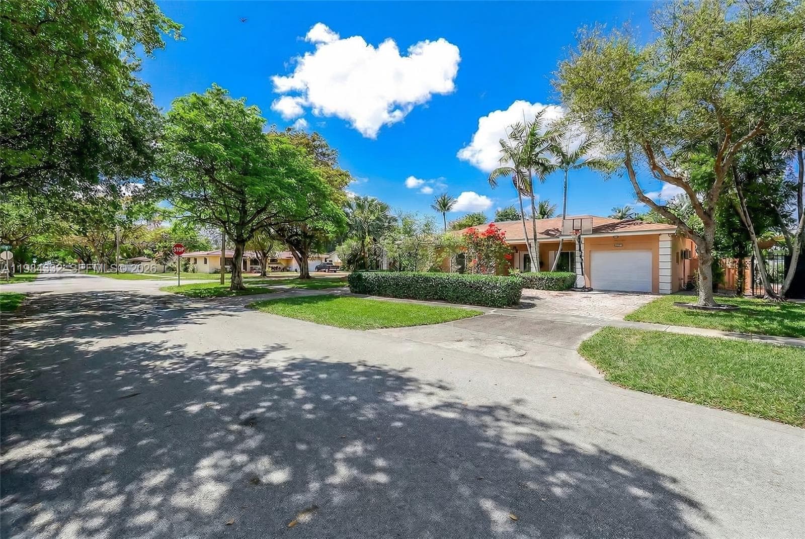 1800 Miami Springs Ave, Miami Springs FL 33166 photo 3