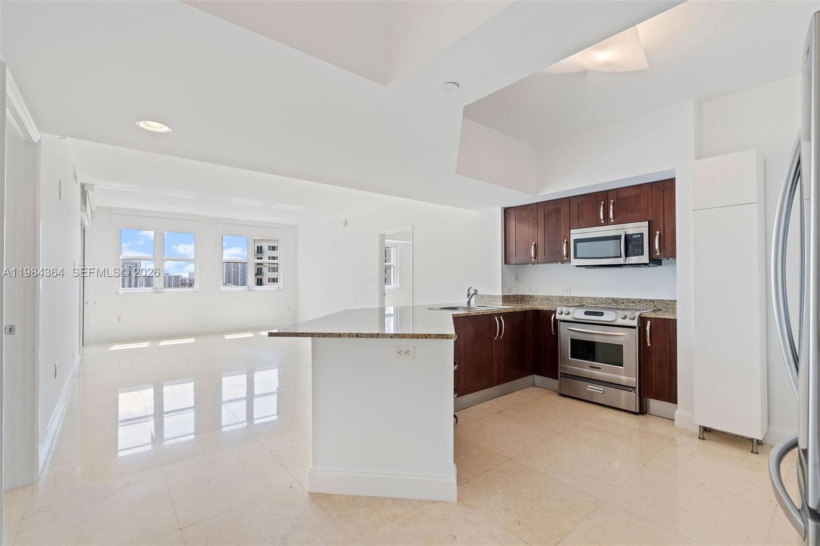 20000 E Country Club Dr # 1109, Aventura FL 33180 photo 5