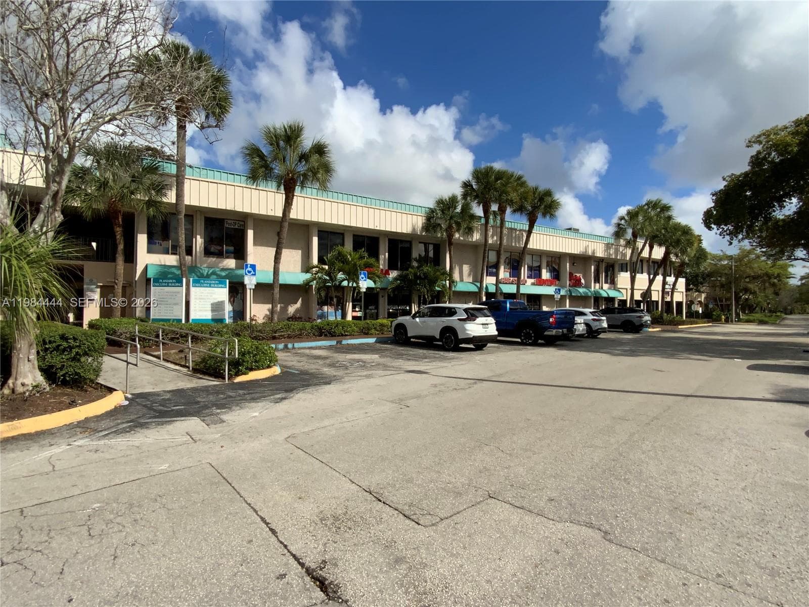 270 S University Dr # 284, 294, 310, 324, Plantation FL 33324