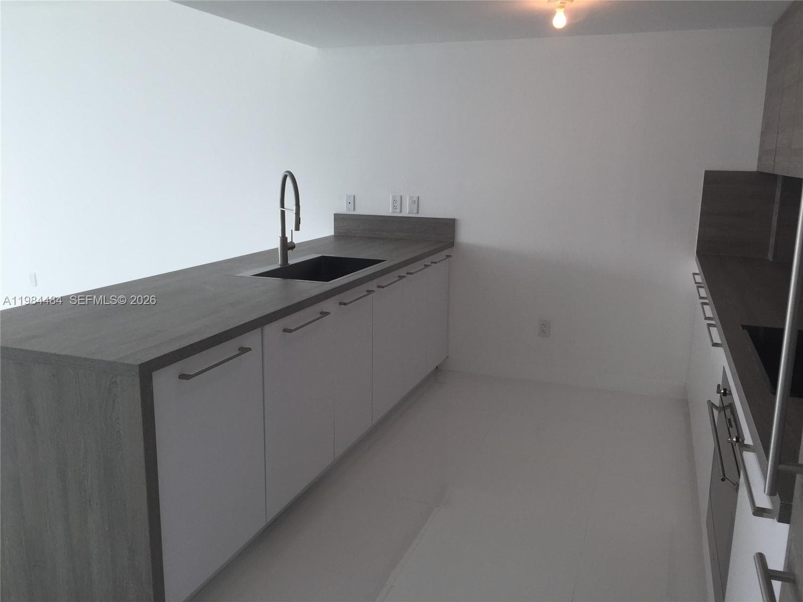 400 Sunny Isles Blvd # 1105, Sunny Isles Beach FL 33160 photo 4