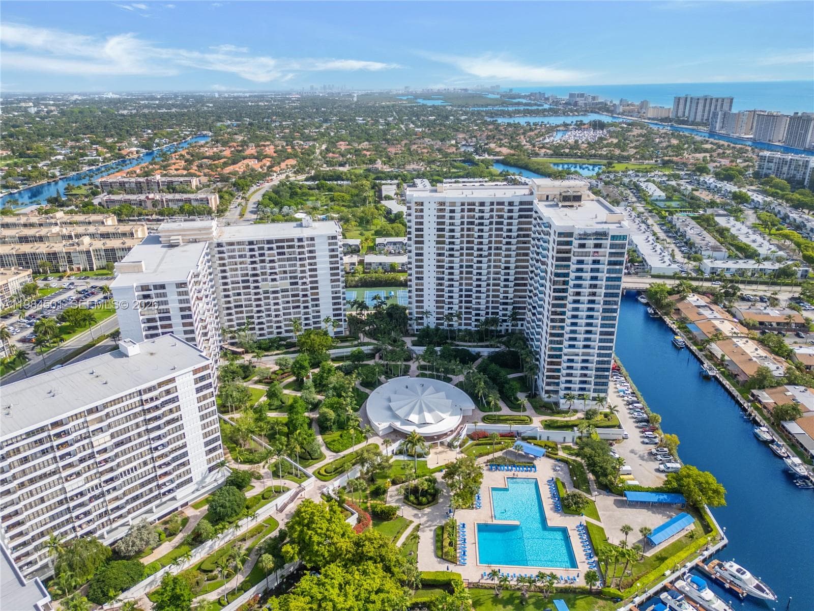 2500 Parkview Dr # 509, Hallandale Beach FL 33009 photo 2