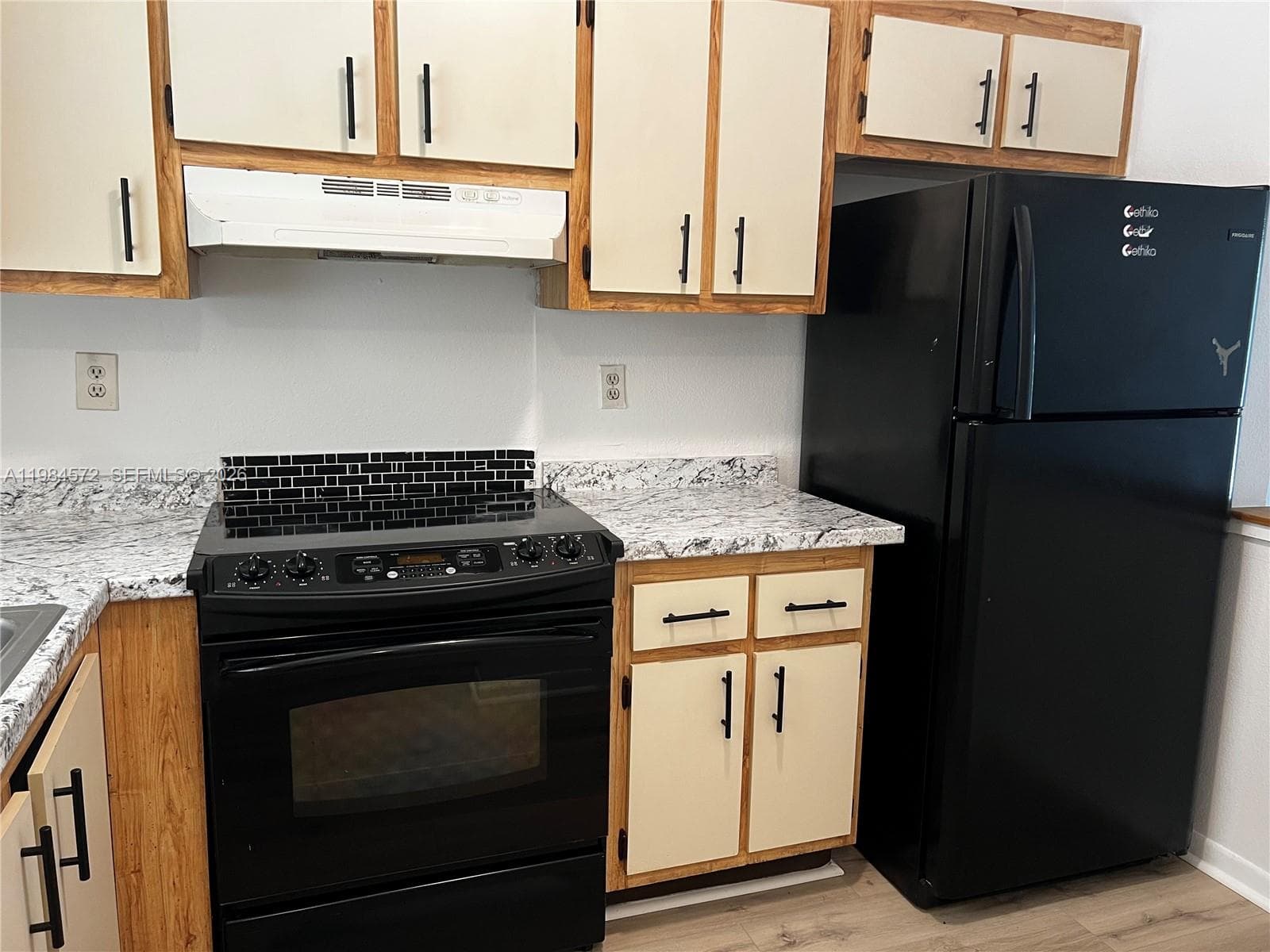 6001 Shakerwood Cir # 204, Tamarac FL 33319 photo 2