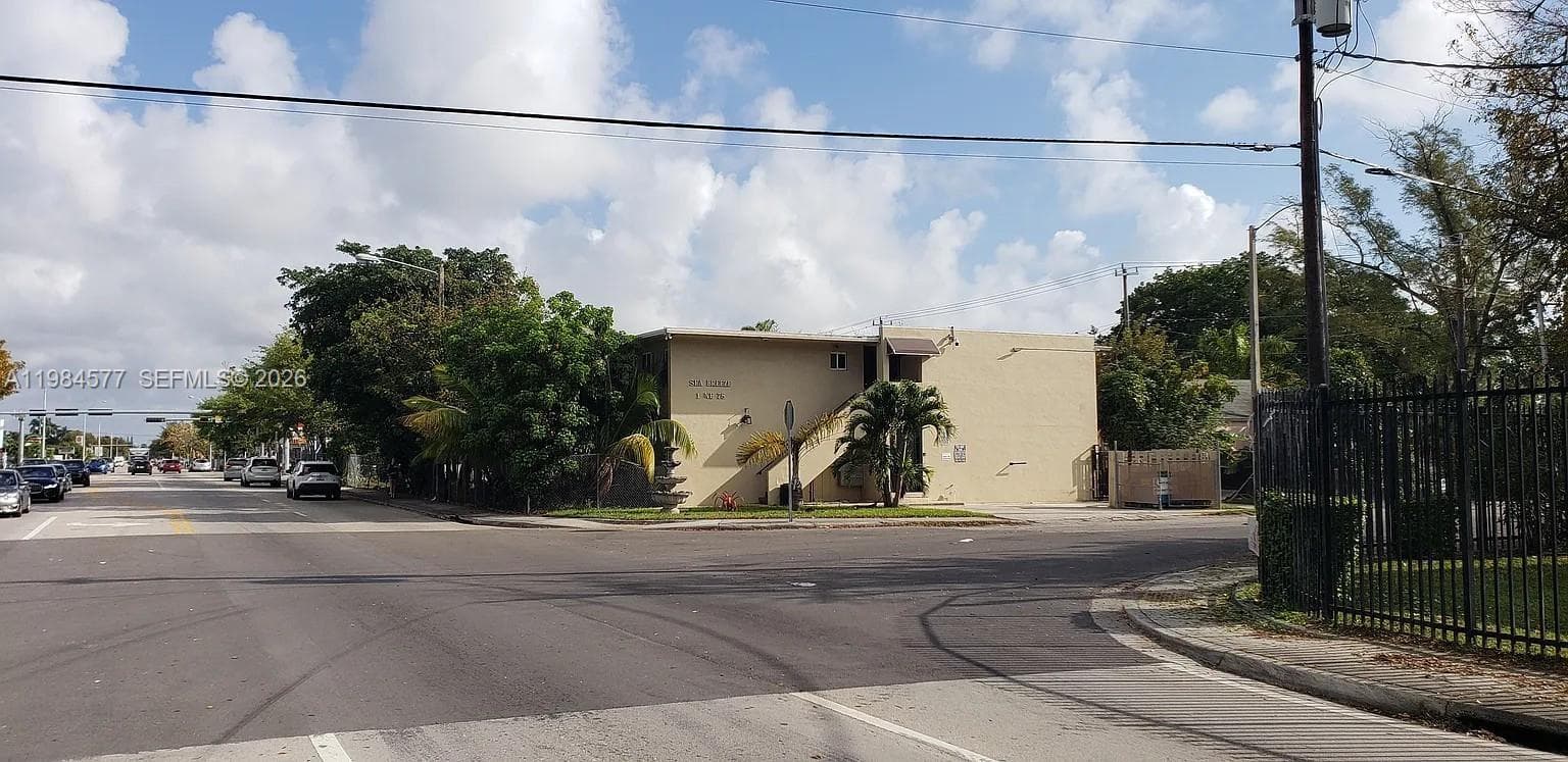 1 NE 78th St # 3, Miami, FL 33138