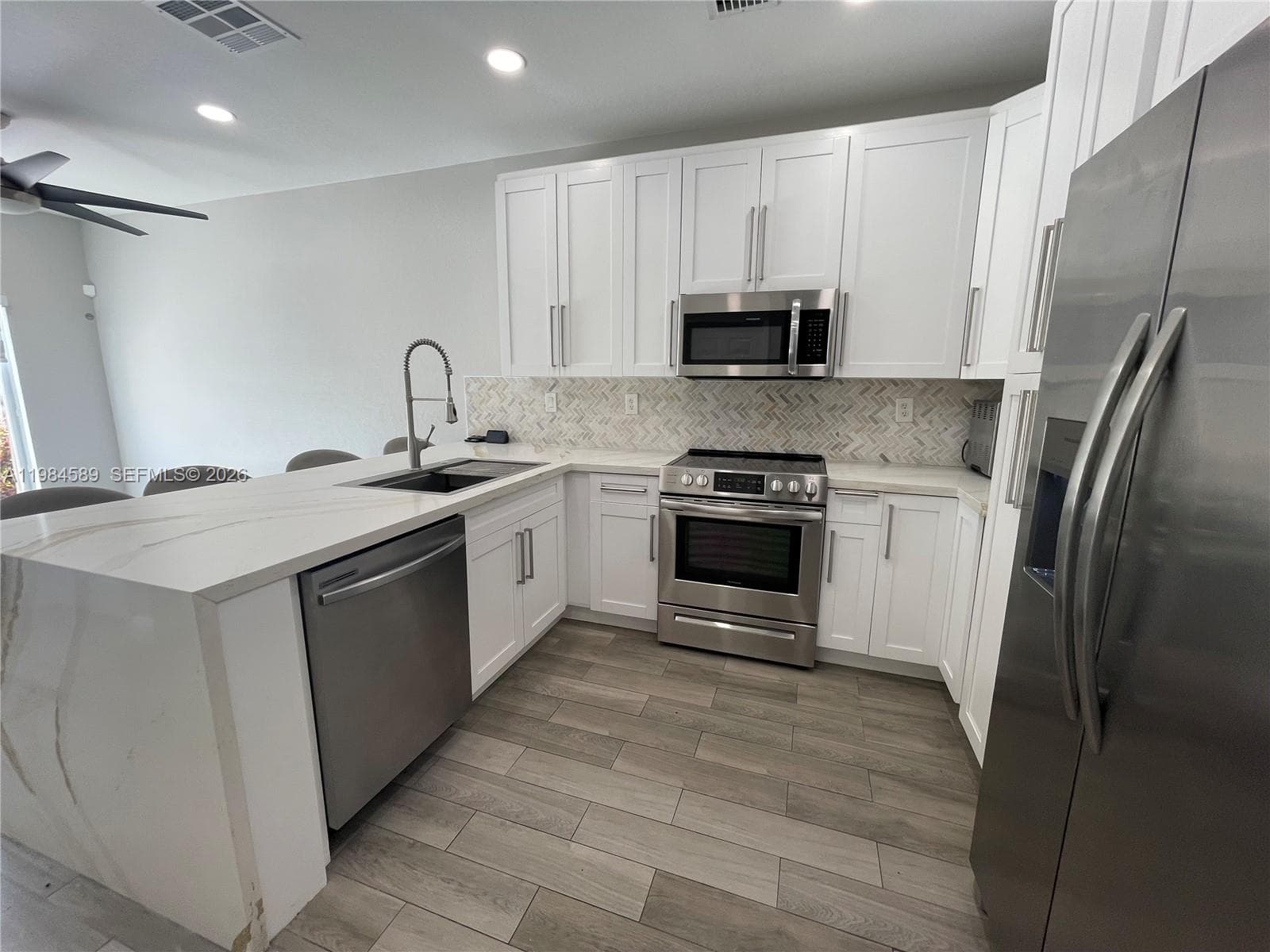 8900 SW 226th Ter, Cutler Bay FL 33190 photo 5