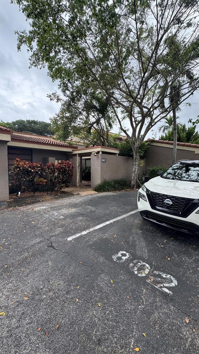 802 Saint Andrews Road # 15, Hollywood FL 33021 photo 4