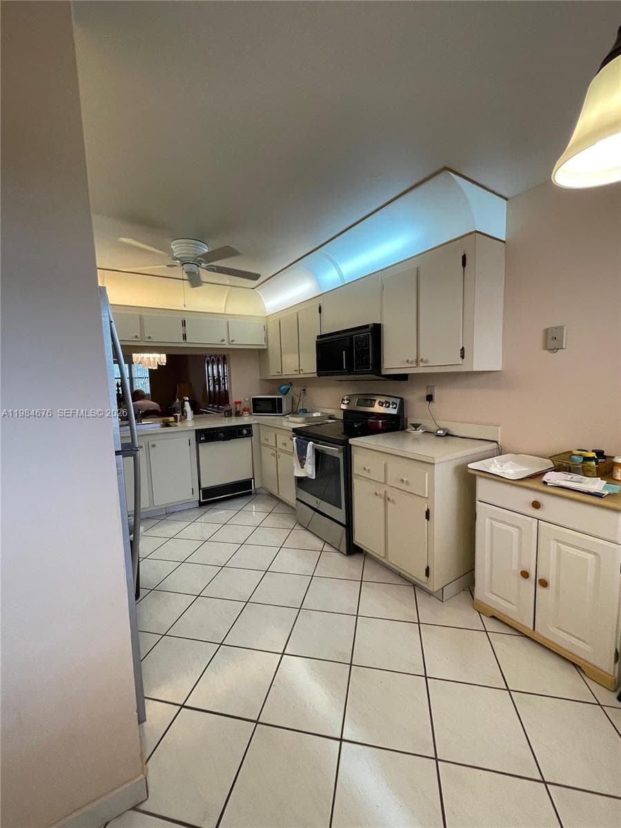 2606 NW 104th Ave # 301, Sunrise FL 33322 photo 2