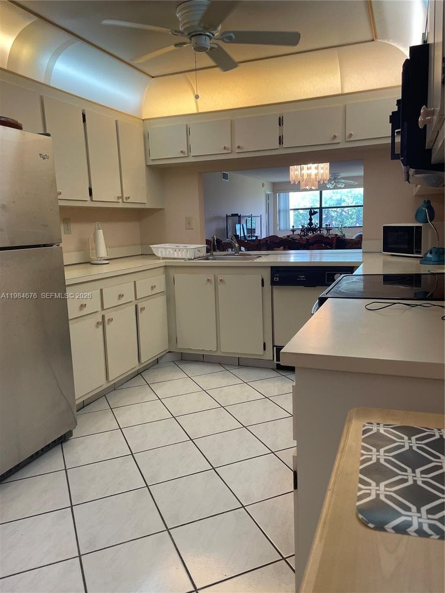 2606 NW 104th Ave # 301, Sunrise FL 33322 photo 3