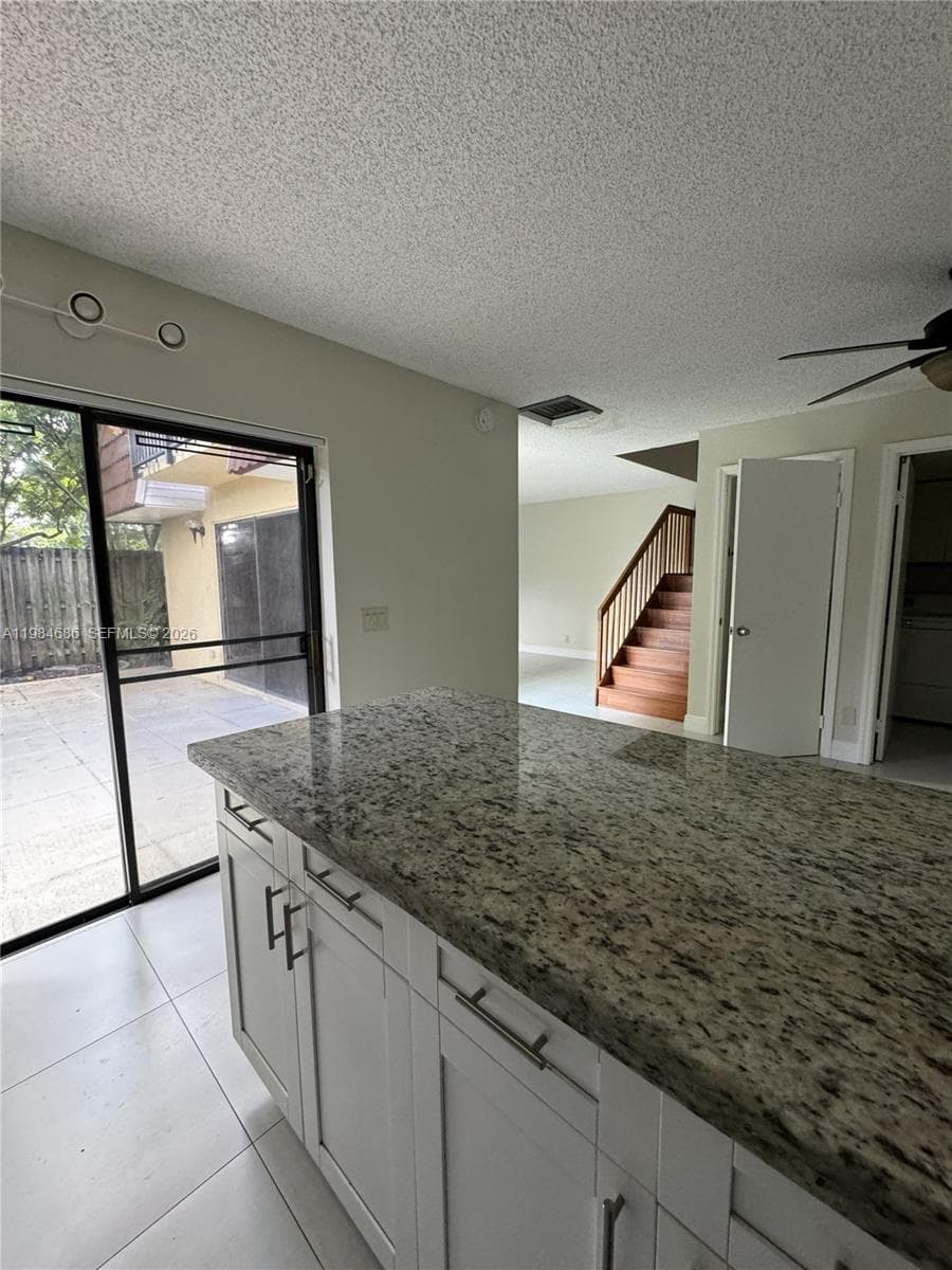 716 NW 98th Way, Plantation FL 33324 photo 5