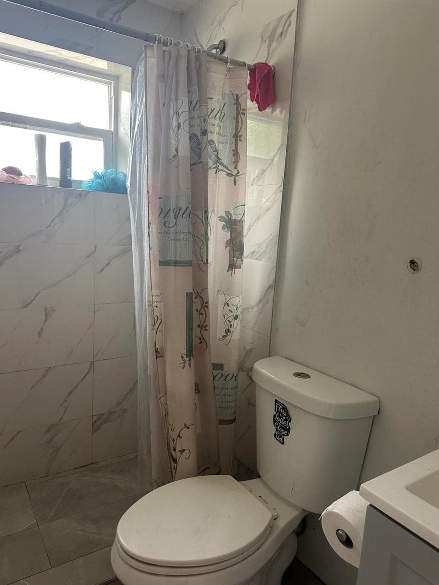 5626 SW 27th Street, West Park FL 33023 photo 2
