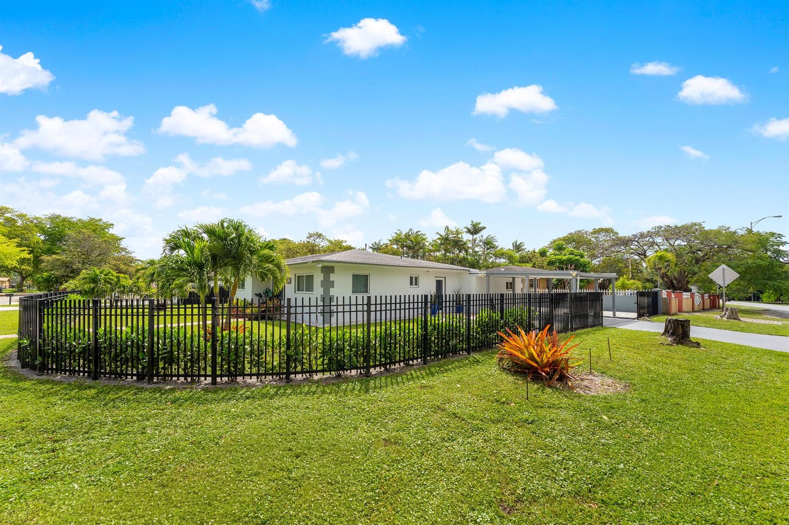 590 NW 126th Street, North Miami FL 33168 photo 5