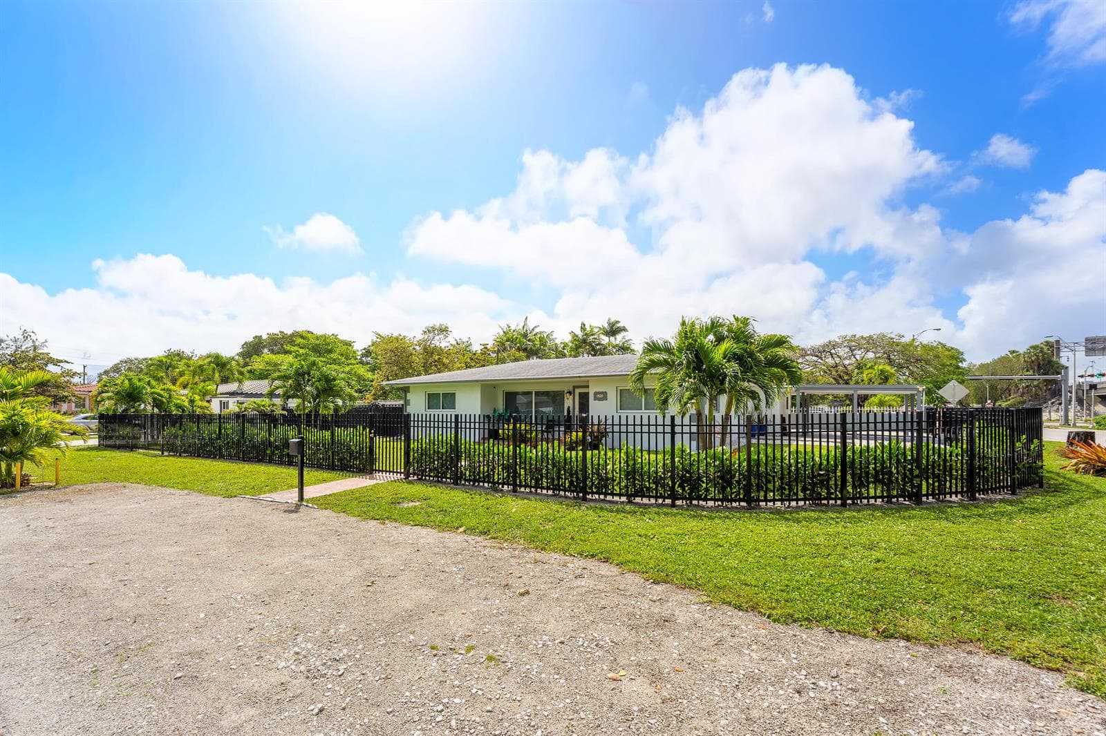 590 NW 126th Street, North Miami FL 33168 photo 4