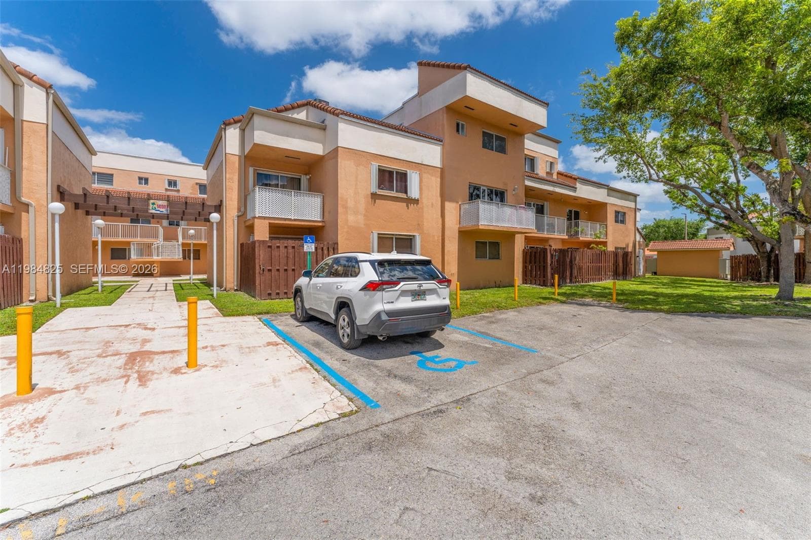 14907 SW 80th St # 115, Miami FL 33193 photo 3