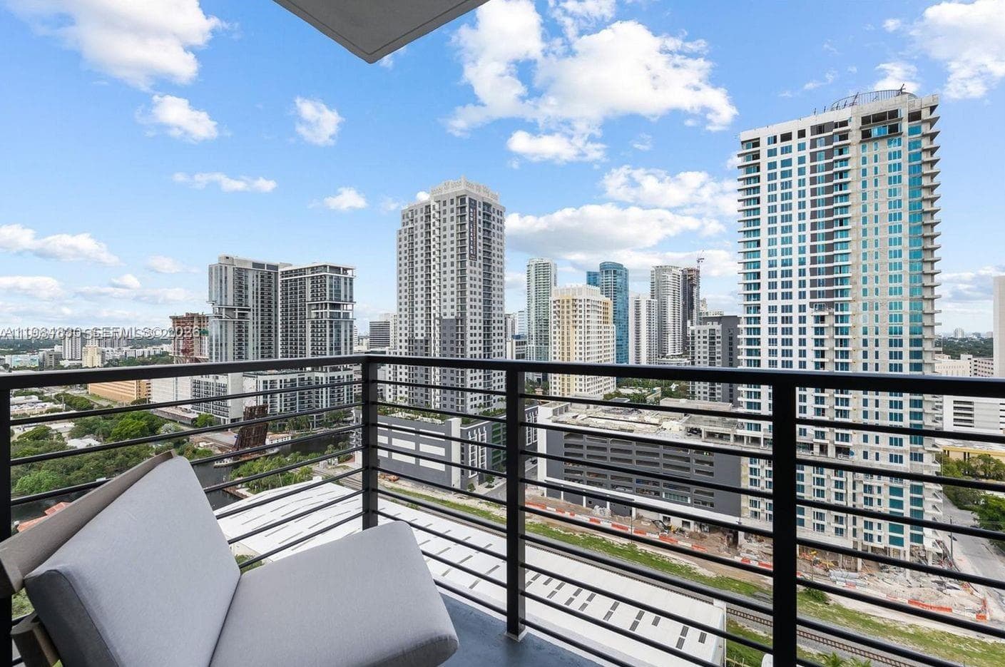 307 SW 5th St # S1, Fort Lauderdale FL 33315 photo 5