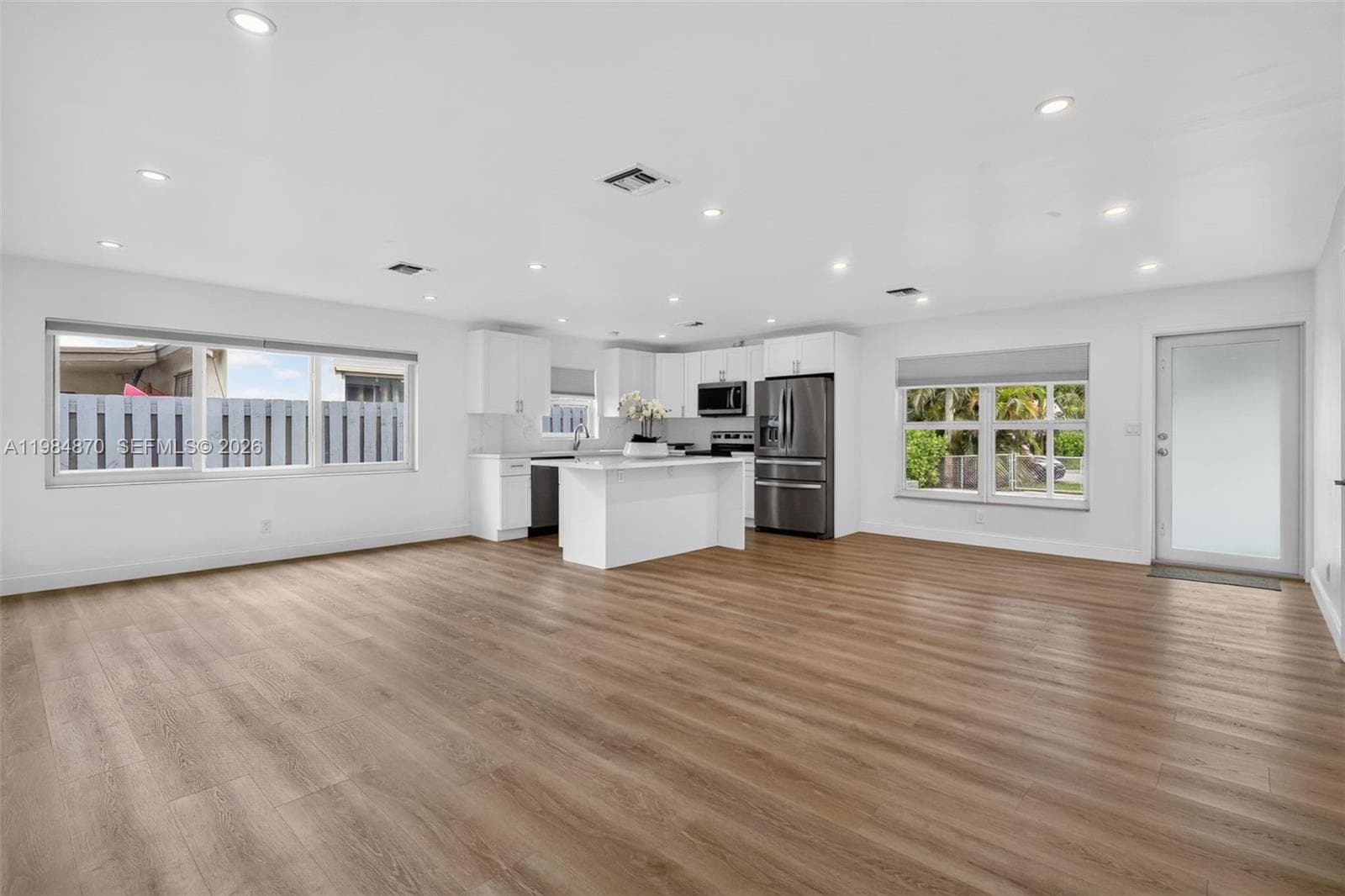 3042 Hayes St, Hollywood FL 33021 photo 4