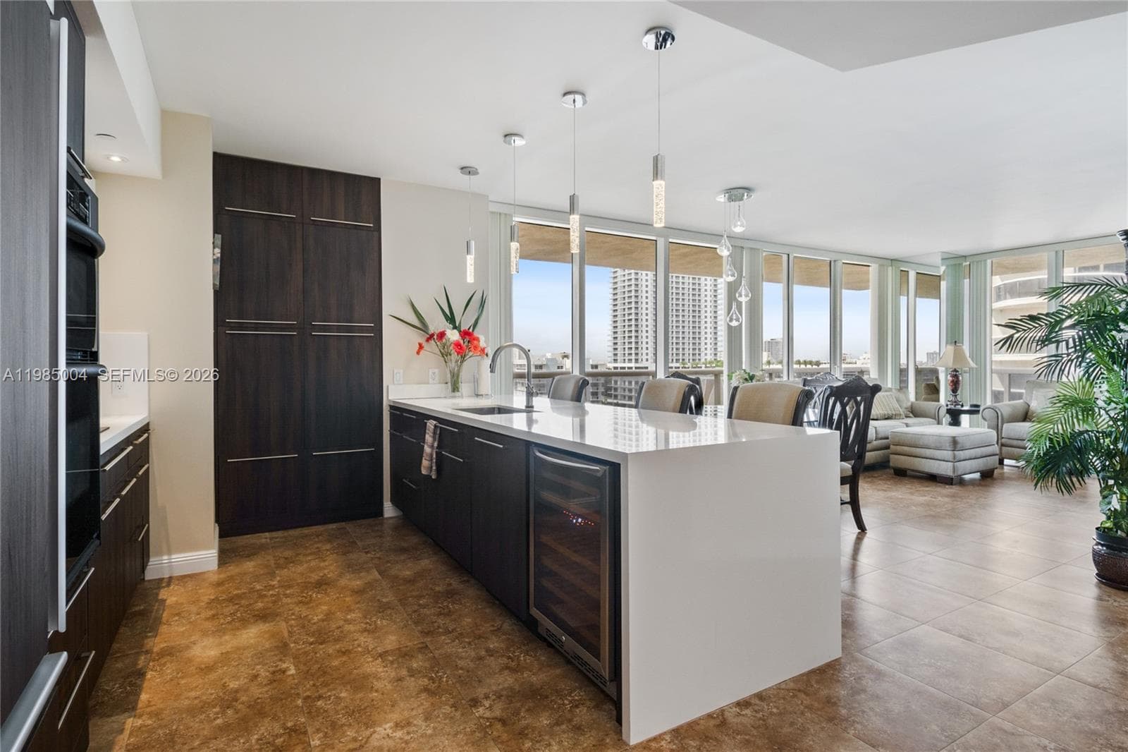 1830 S Ocean Dr # 1108, Hallandale Beach FL 33009