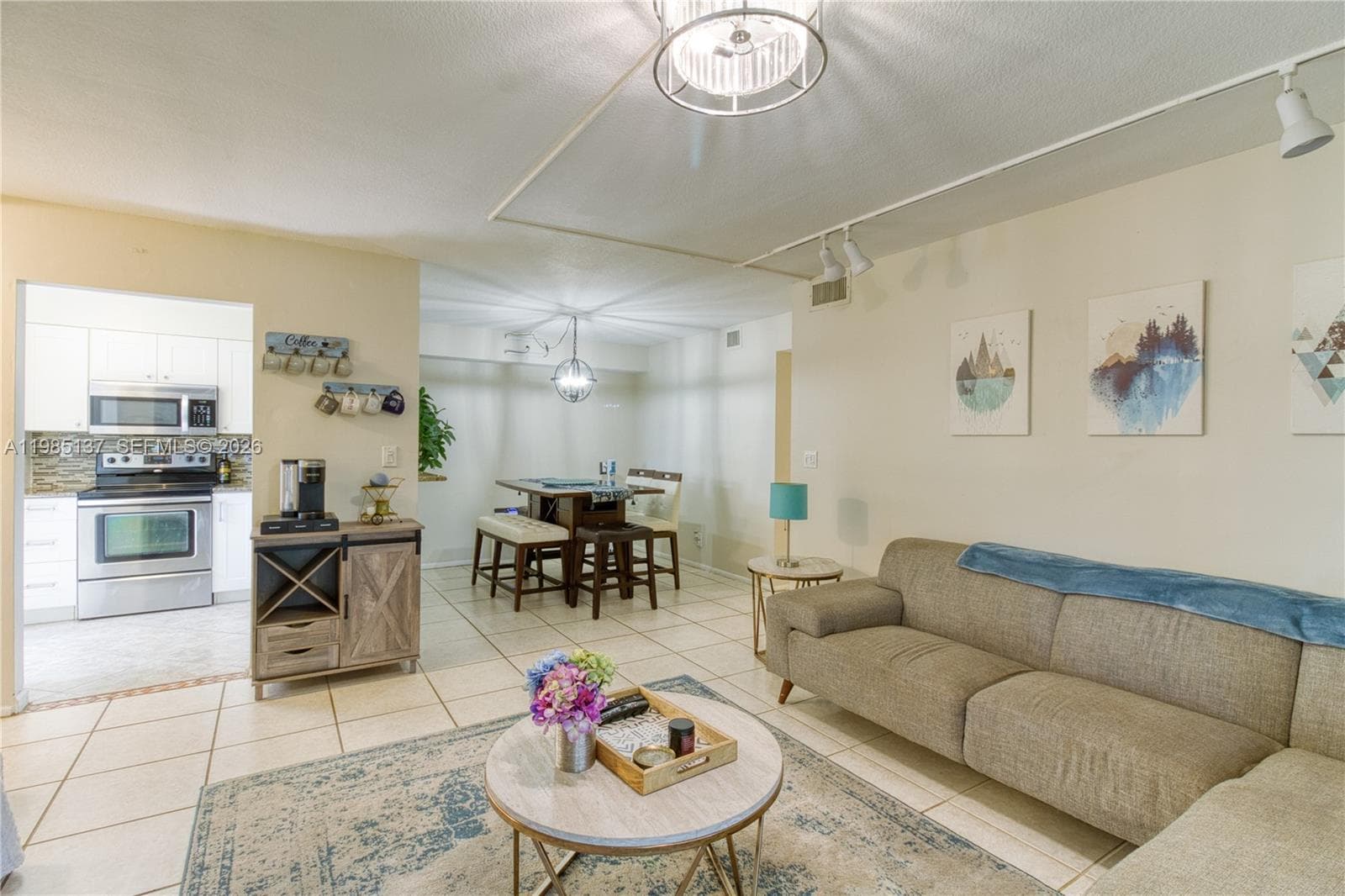 3095 N Oakland Forest Dr # 104, Oakland Park FL 33309 photo 4