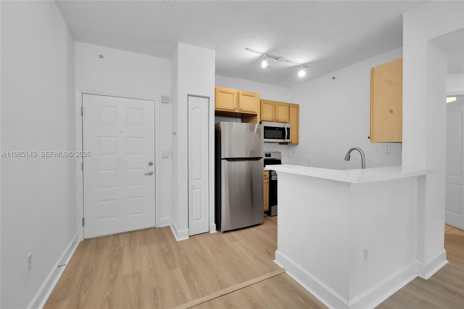6001 SW 70 Street # 208, South Miami FL 33143 photo 4