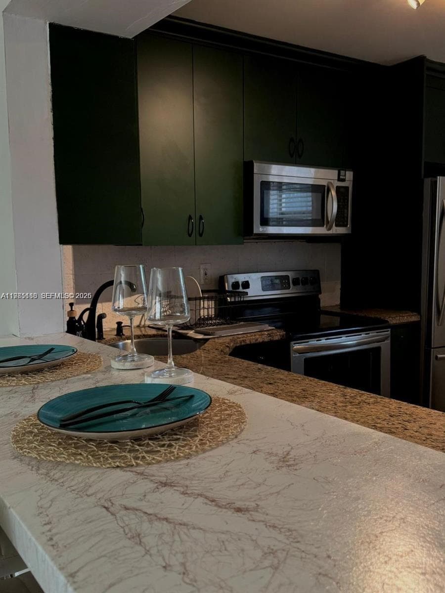 1530 NE 191st St # 241, Miami, FL 33179 photo 4