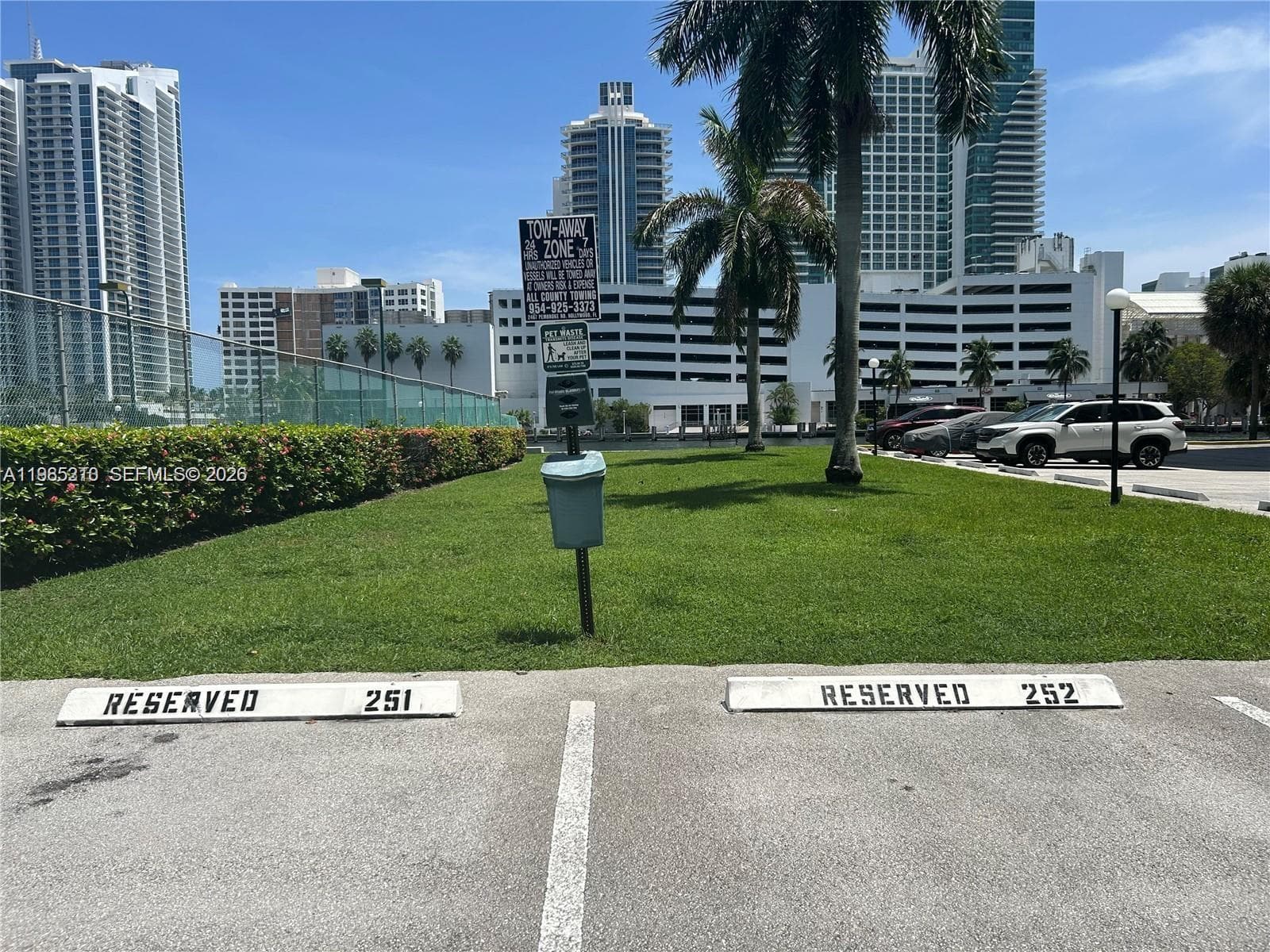400 Leslie Dr # 308, Hallandale Beach FL 33009 photo 4