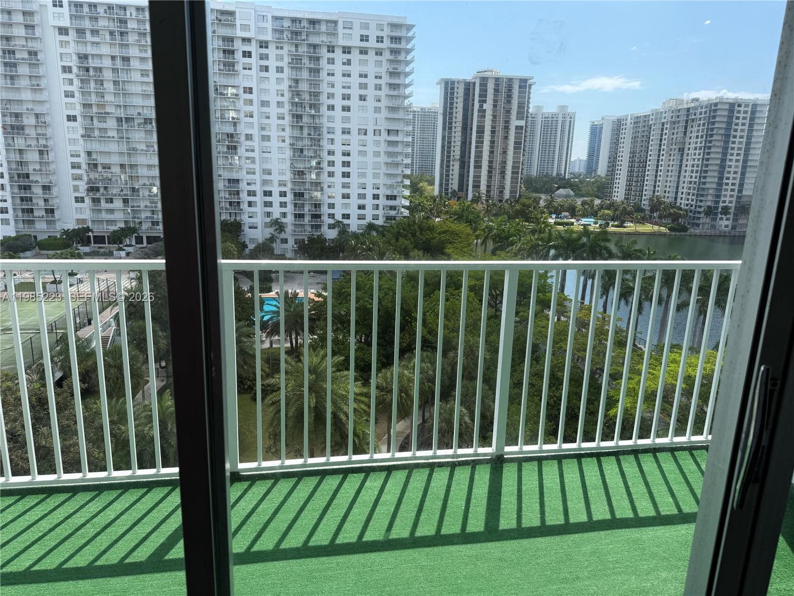 2801 NE 183rd St # 912W, Aventura FL 33160 photo 3