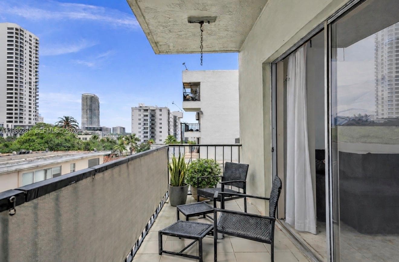 1236 Alton Rd # 304, Miami Beach FL 33139 photo 5