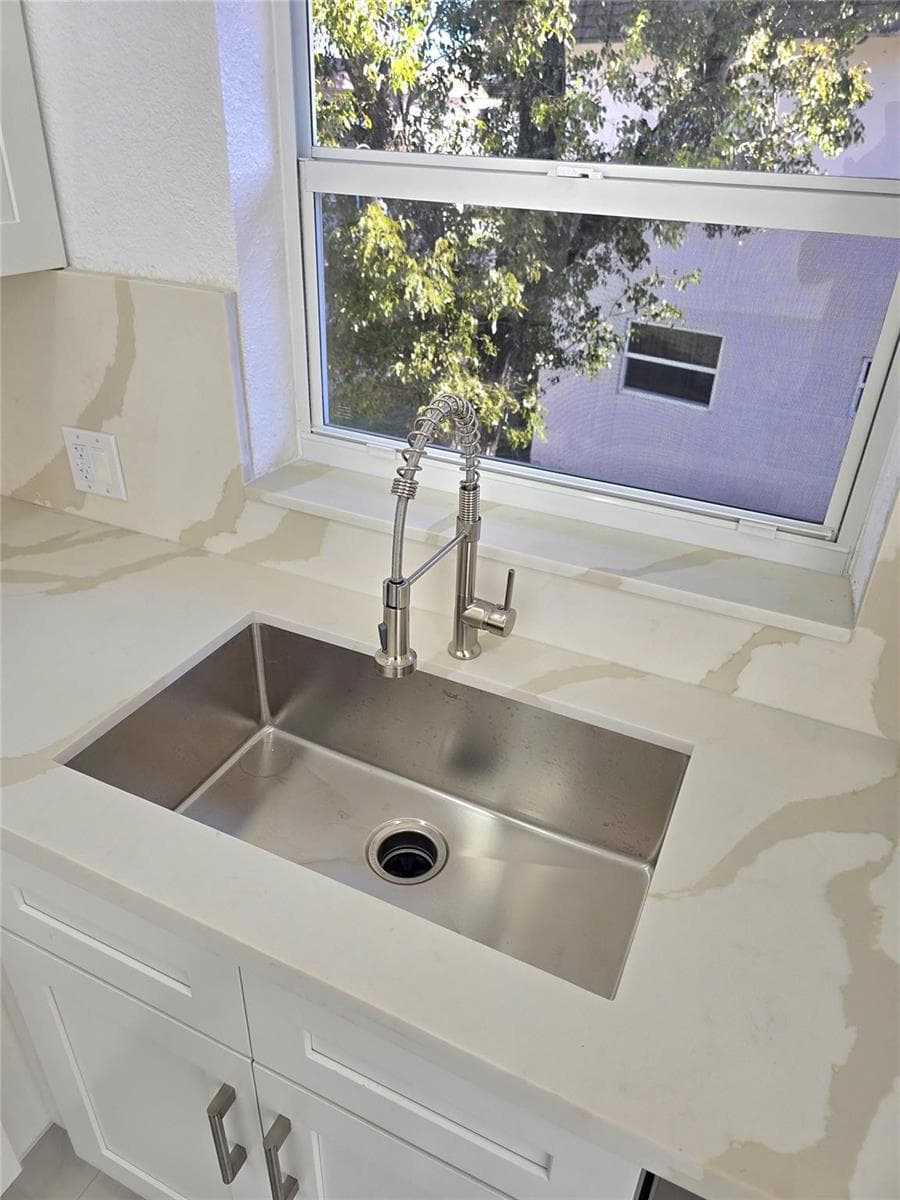 1848 NW 55th Avenue # 4x, Lauderhill FL 33313 photo 4