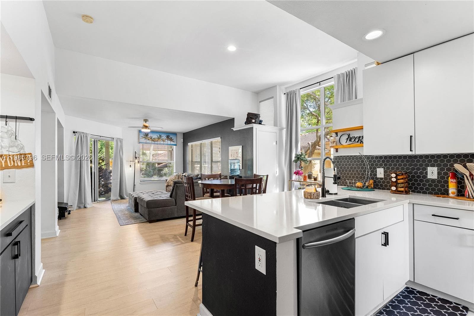 4759 Via Palm Lks # 312, West Palm Beach, FL 33417 photo 4