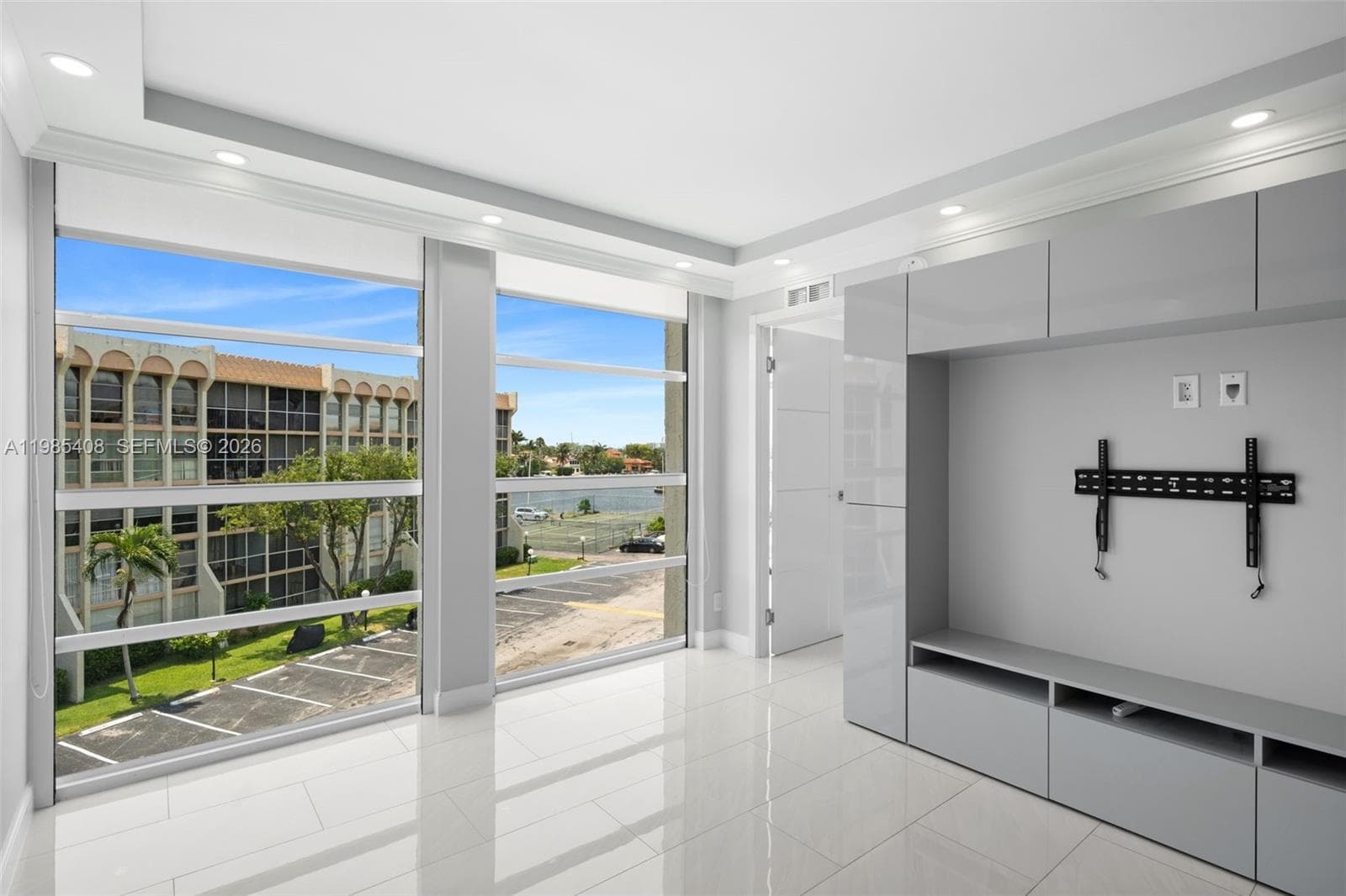 701 Three Islands Blvd # 411, Hallandale Beach FL 33009 photo 5