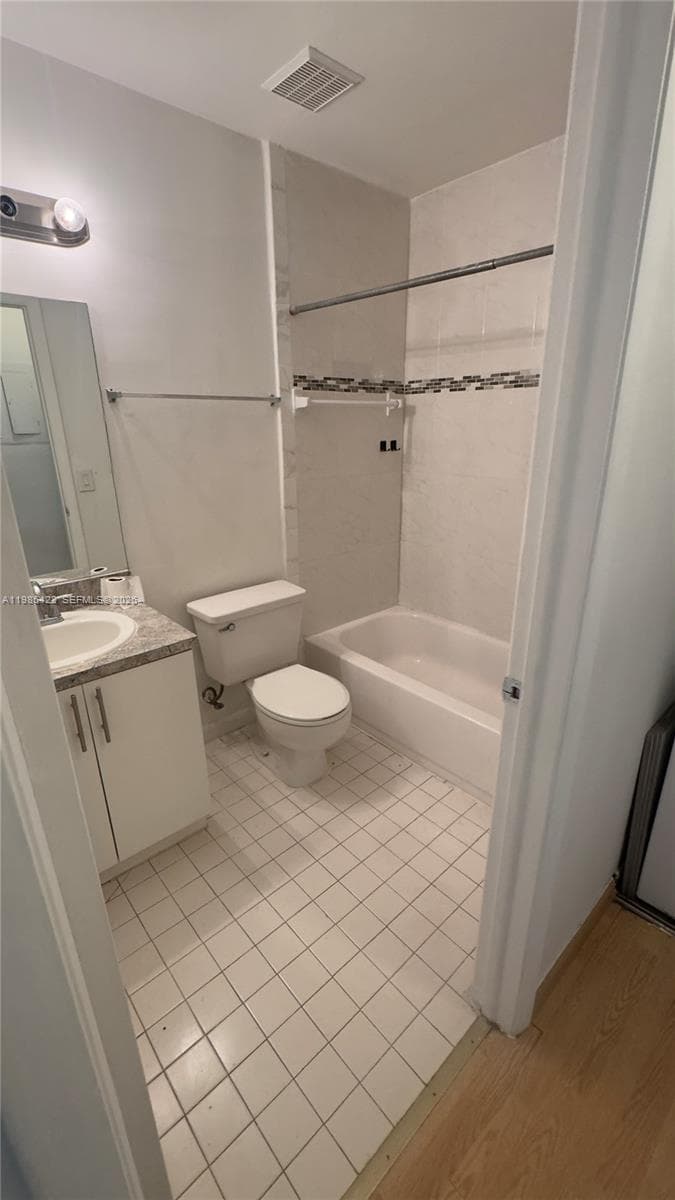 10480 NW 8th St # 201, Pembroke Pines FL 33026 photo 5